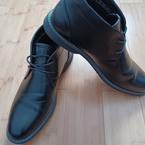 London Fog Memory Foam Chukka Shoes 10.5 - Picture 2 of 10